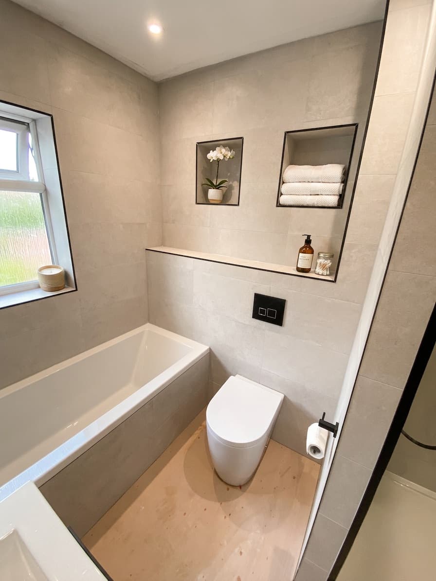 Contemporary bathroom